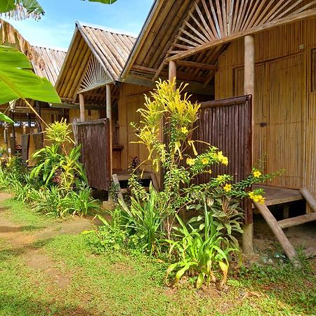 Banana Grove El Nido Hotell Exteriör bild